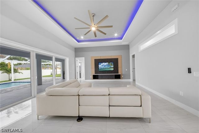 2929 SW 6th PL, Cape Coral, FL 33914