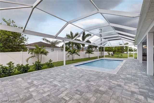 2929 SW 6th PL, Cape Coral, FL 33914