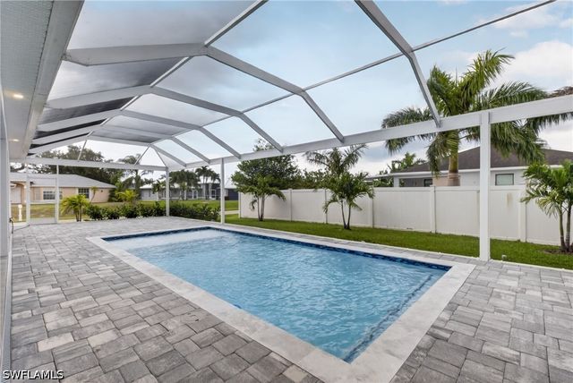 2929 SW 6th PL, Cape Coral, FL 33914