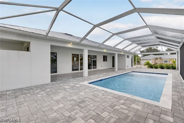 2929 SW 6th PL, Cape Coral, FL 33914