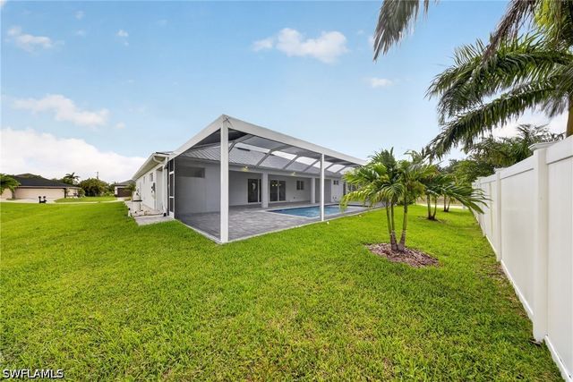 2929 SW 6th PL, Cape Coral, FL 33914