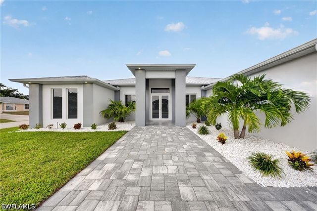 2929 SW 6th PL, Cape Coral, FL 33914