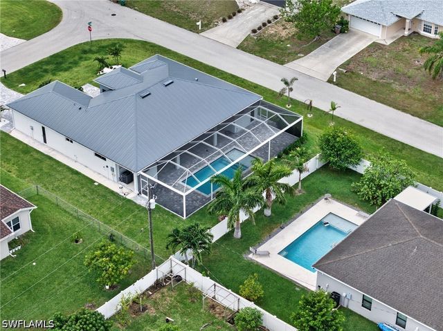 2929 SW 6th PL, Cape Coral, FL 33914
