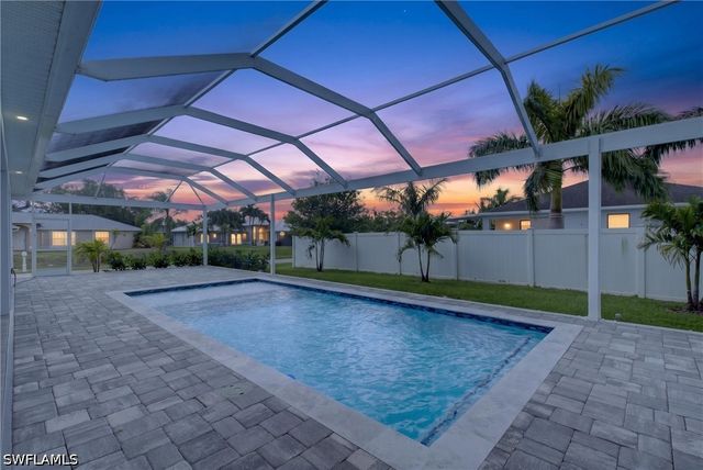 2929 SW 6th PL, Cape Coral, FL 33914