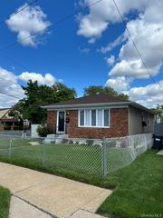 12005 Nashville Boulevard, Saint Albans, NY 11412
