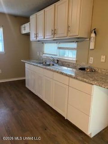 6663 Abraham Lincoln Drive, Jackson, MS 39213