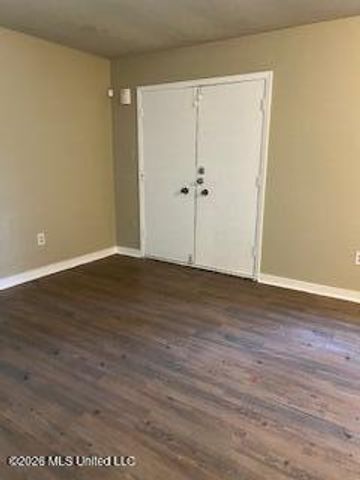 6663 Abraham Lincoln Drive, Jackson, MS 39213