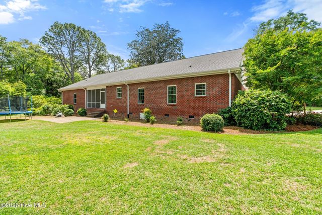 408 Jefferson Street, Hamlet, NC 28345
