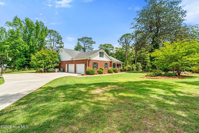 408 Jefferson Street, Hamlet, NC 28345