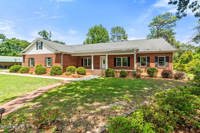 408 Jefferson Street, Hamlet, NC 28345