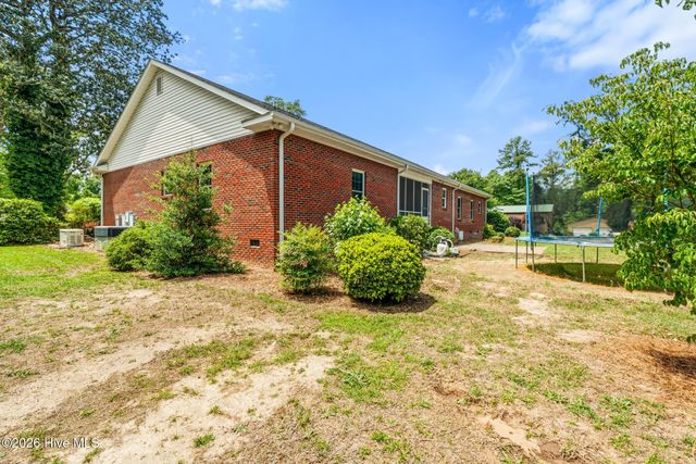408 Jefferson Street, Hamlet, NC 28345