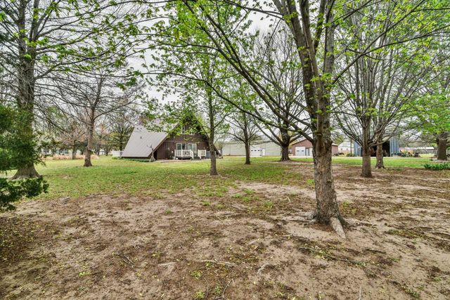 1107 Monroe, Harper, KS 67058