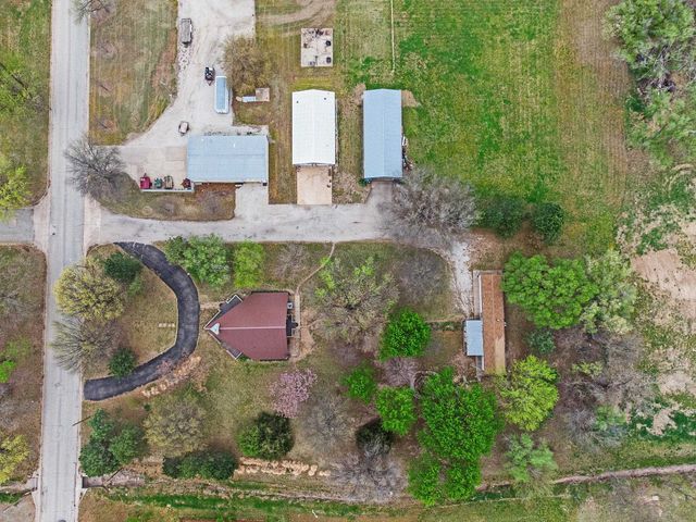 1107 Monroe, Harper, KS 67058