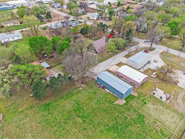 1107 Monroe, Harper, KS 67058