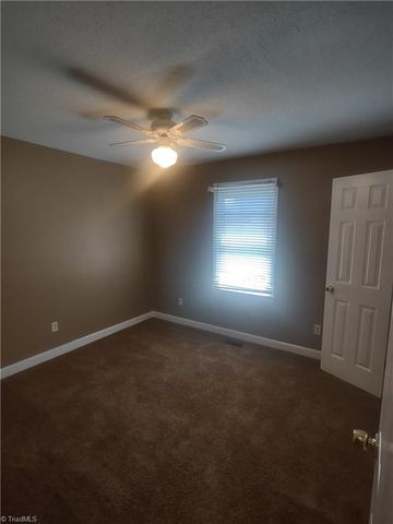 42 Kirk Street, Thomasville, NC 27360