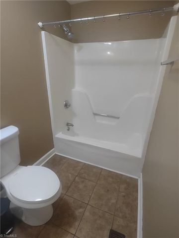 42 Kirk Street, Thomasville, NC 27360