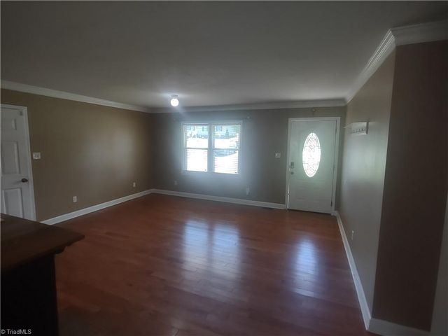 42 Kirk Street, Thomasville, NC 27360