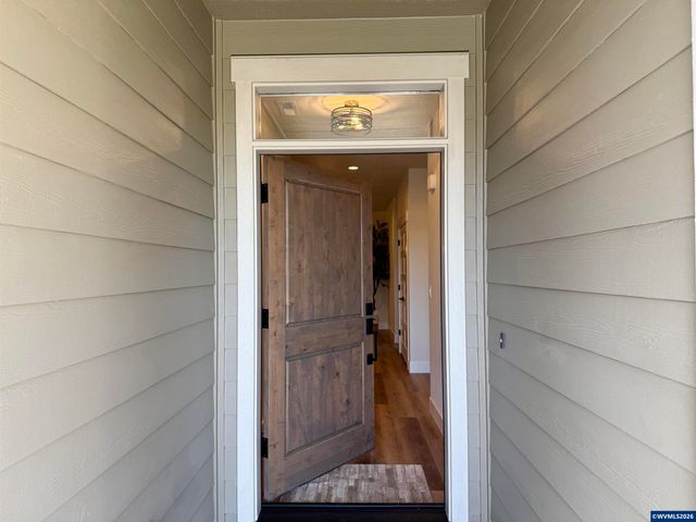 215 NE Broadway St, Sublimity, OR 97385