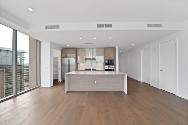 7901 Windrose Avenue 803, Plano, TX 75024