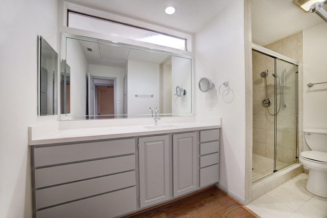 5220 Weslayan Street 310, Houston, TX 77005