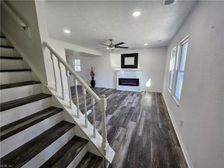 937 Chatsworth DR, Newport News, VA 23601