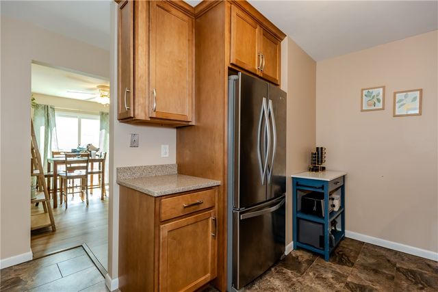 11 Village Court 11, West Warwick, RI 02893