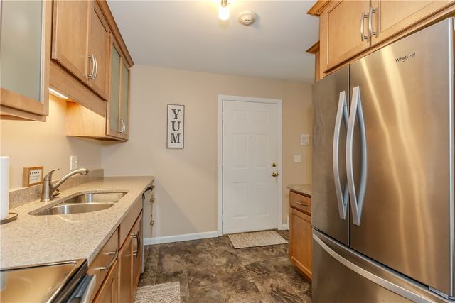 11 Village Court 11, West Warwick, RI 02893