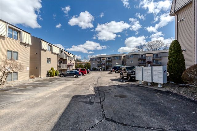 11 Village Court 11, West Warwick, RI 02893