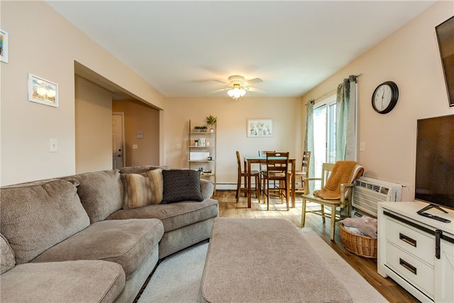 11 Village Court 11, West Warwick, RI 02893