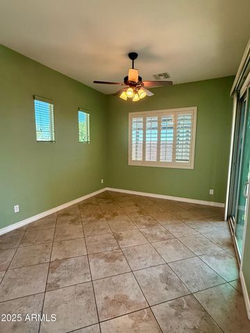 5703 S PARKCREST Street, Gilbert, AZ 85298