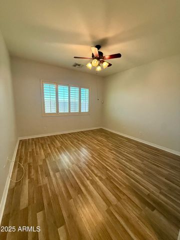 5703 S PARKCREST Street, Gilbert, AZ 85298