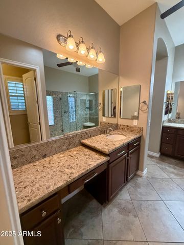 5703 S PARKCREST Street, Gilbert, AZ 85298