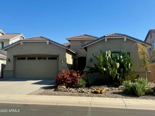 5703 S PARKCREST Street, Gilbert, AZ 85298
