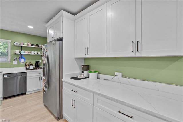 832 Parapet RD, Chesapeake, VA 23323