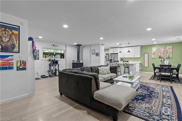 832 Parapet RD, Chesapeake, VA 23323