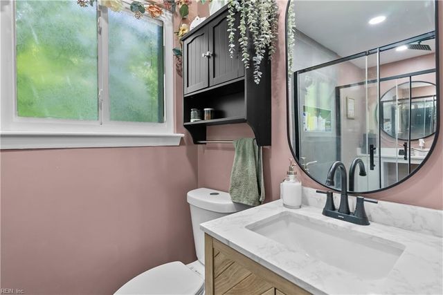 832 Parapet RD, Chesapeake, VA 23323