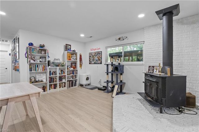 832 Parapet RD, Chesapeake, VA 23323
