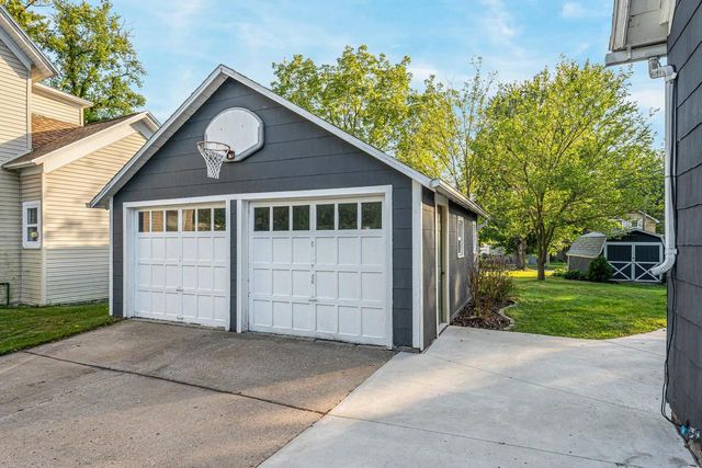 203 W DIVISION STREET, Kaukauna, WI 54130