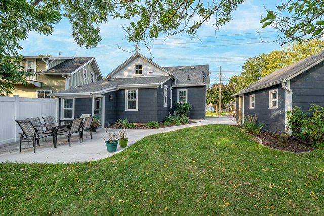 203 W DIVISION STREET, Kaukauna, WI 54130