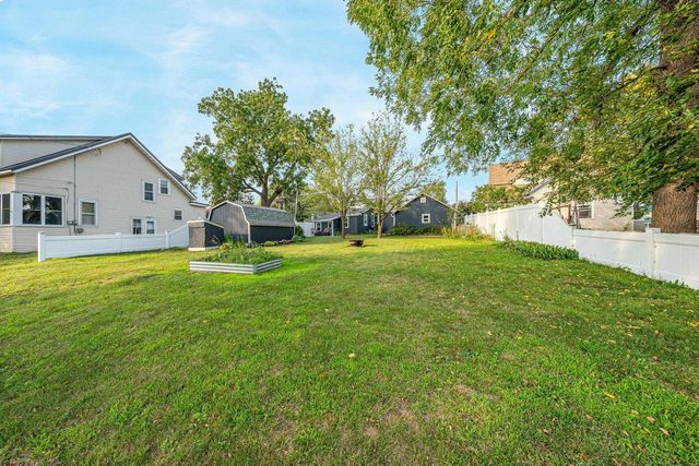 203 W DIVISION STREET, Kaukauna, WI 54130
