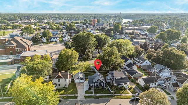 203 W DIVISION STREET, Kaukauna, WI 54130