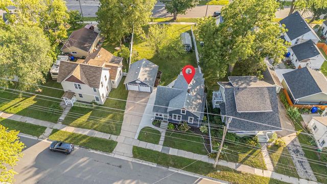 203 W DIVISION STREET, Kaukauna, WI 54130