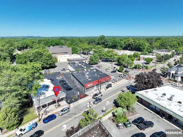187 Rivervale Road, River Vale, NJ 07675