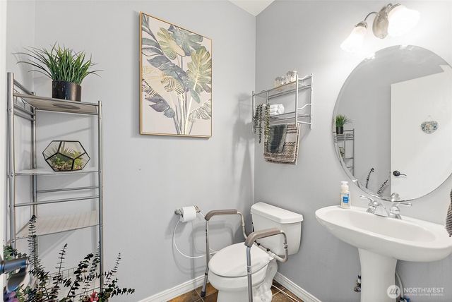 12137 Dream Street SW, Olympia, WA 98512