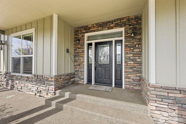 12137 Dream Street SW, Olympia, WA 98512