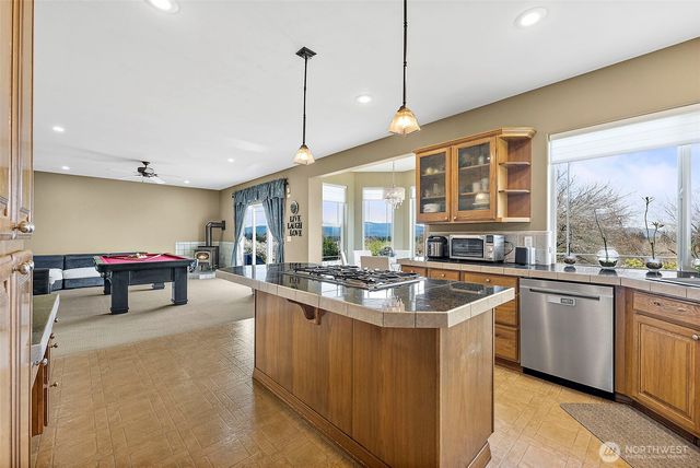 12137 Dream Street SW, Olympia, WA 98512