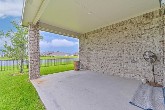 77 Indian Wells Drive, Manvel, TX 77578
