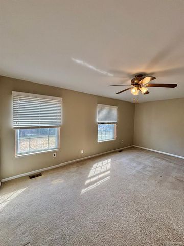 401 Doremus S Doremus Lane W 10, St. Clair Shores, MI 48080