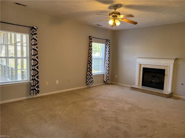406 Nicked Pin PL, Chesapeake, VA 23323