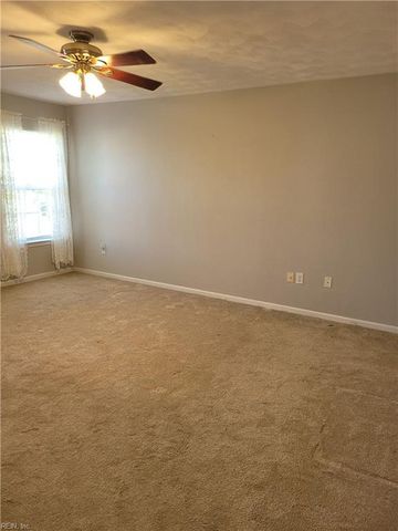 406 Nicked Pin PL, Chesapeake, VA 23323